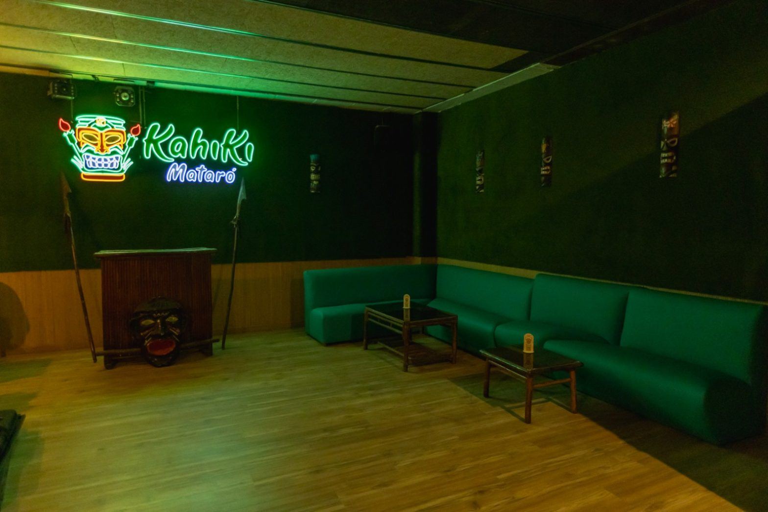 Interior de Kahiki Mataró